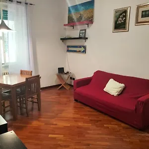 Apartamento Mirti New Acquedotto, Roma